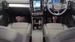 2023 (73) VOLVO XC40 2.0 B3P Plus Dark 5dr Auto 5374026