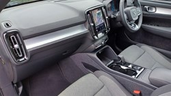 2023 (73) VOLVO XC40 2.0 B3P Plus Dark 5dr Auto 5374036