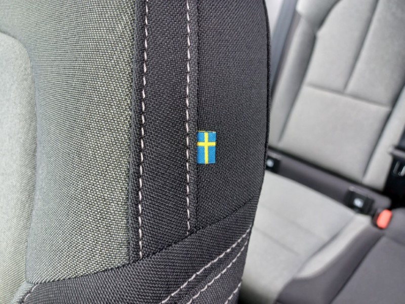 2023 (73) VOLVO XC40 2.0 B3P Plus Dark 5dr Auto 5374035