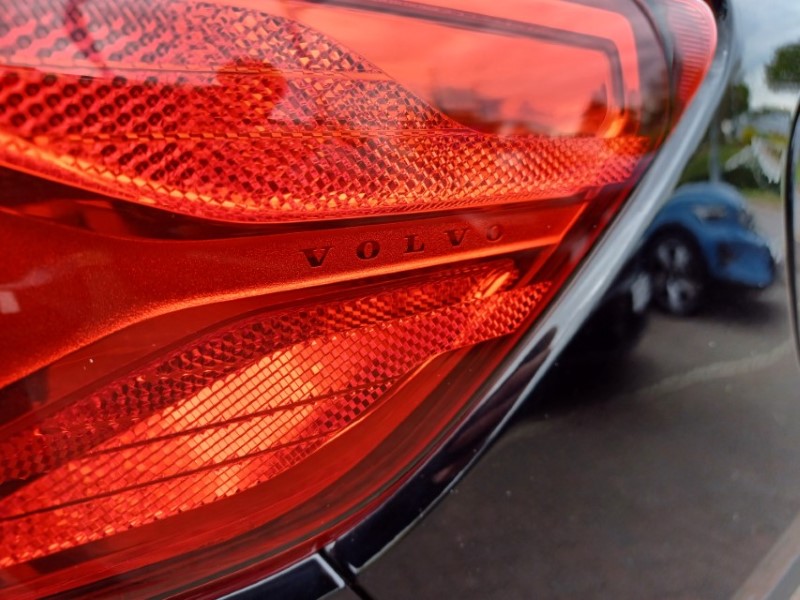 2023 (73) VOLVO XC40 2.0 B3P Plus Dark 5dr Auto 5374049