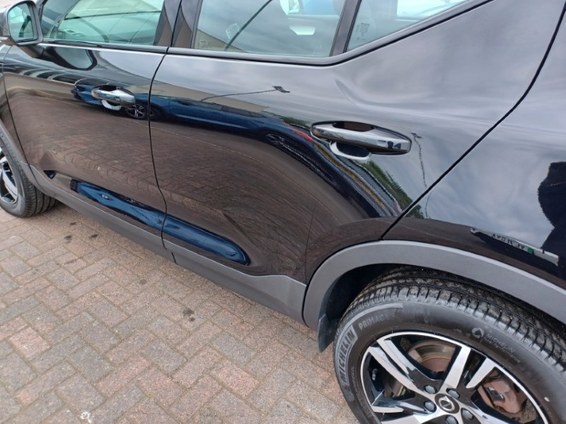 2023 (73) VOLVO XC40 2.0 B3P Plus Dark 5dr Auto 5374047