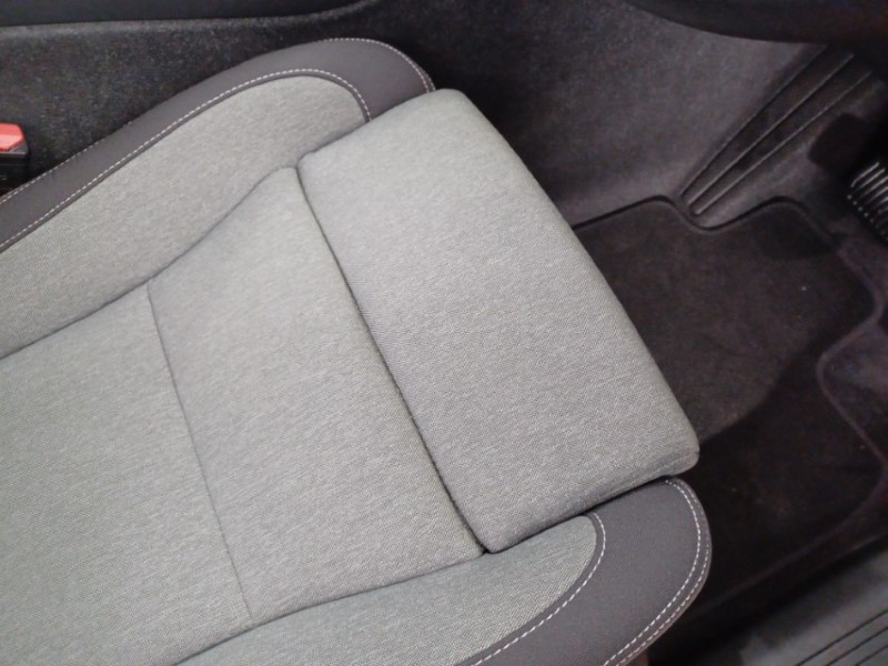 2023 (73) VOLVO XC40 2.0 B3P Plus Dark 5dr Auto 5374023
