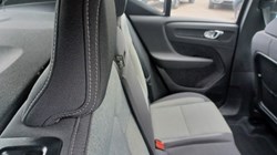 2023 (73) VOLVO XC40 2.0 B3P Plus Dark 5dr Auto 5374031
