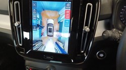 2023 (73) VOLVO XC40 2.0 B3P Plus Dark 5dr Auto 5374015