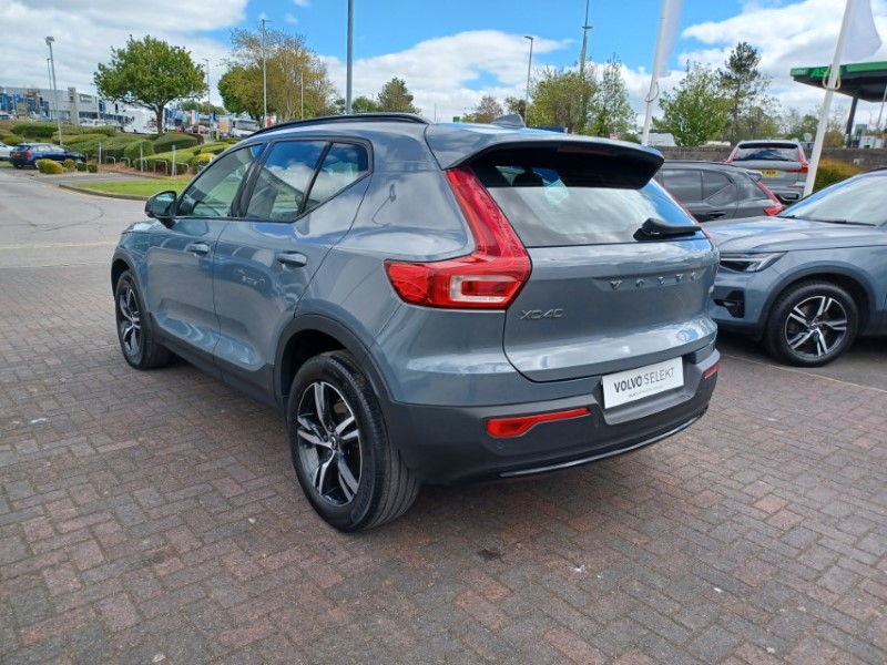 2022 (72) VOLVO XC40 2.0 B3P Plus Dark 5dr Auto 5389305