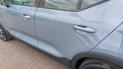 2022 (72) VOLVO XC40 2.0 B3P Plus Dark 5dr Auto 5389399