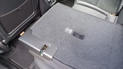 2022 (72) VOLVO XC40 2.0 B3P Plus Dark 5dr Auto 5389392