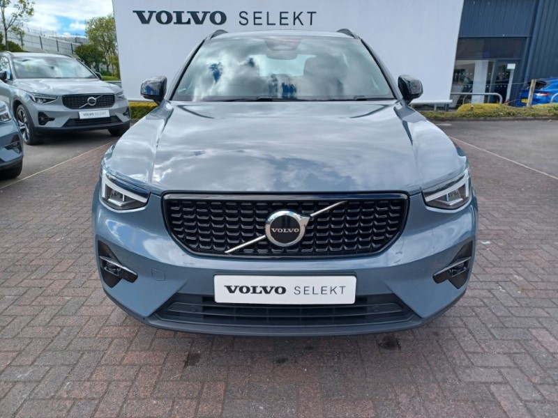 2022 (72) VOLVO XC40 2.0 B3P Plus Dark 5dr Auto 5389303