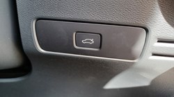 2025 (75) VOLVO XC40 2.0 B4P Ultra Dark 5dr Auto 5392577