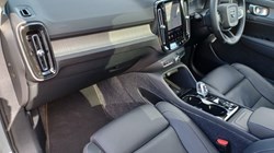 2025 (75) VOLVO XC40 2.0 B4P Ultra Dark 5dr Auto 5392605
