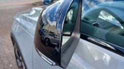 2025 (75) VOLVO XC40 2.0 B4P Ultra Dark 5dr Auto 5392613