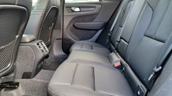2025 (75) VOLVO XC40 2.0 B4P Ultra Dark 5dr Auto 5392608
