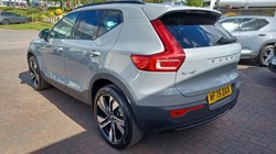 2025 (75) VOLVO XC40 2.0 B4P Ultra Dark 5dr Auto 5392573