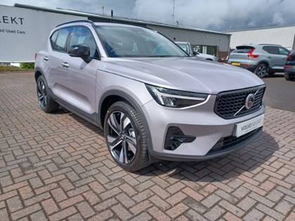 2025 (75) VOLVO XC40 2.0 B4P Plus Dark 5dr Auto