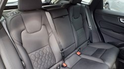 2025 (25) VOLVO XC60 2.0 B5P Core 5dr AWD Geartronic 5449511