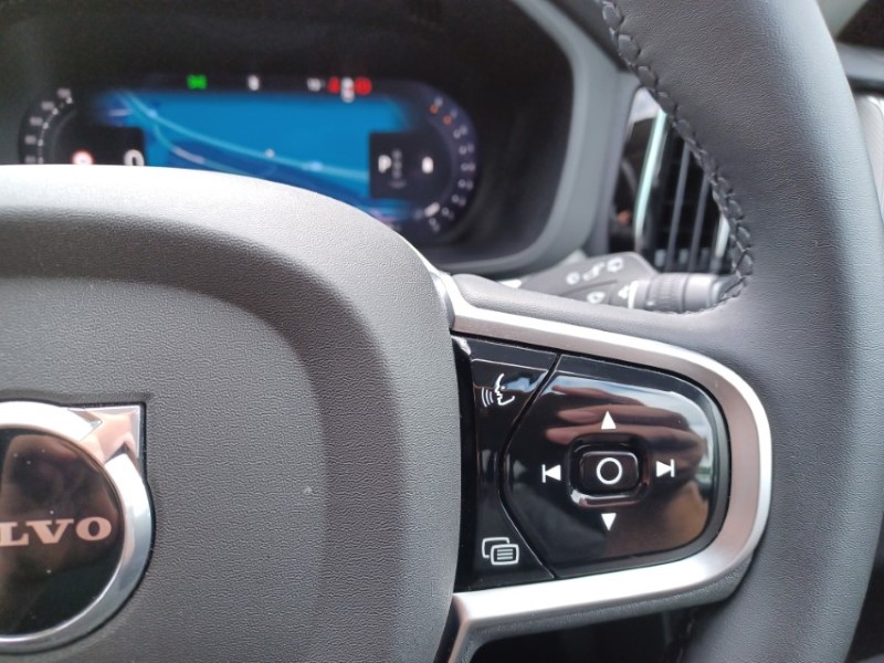 2025 (25) VOLVO XC60 2.0 B5P Core 5dr AWD Geartronic 5449496
