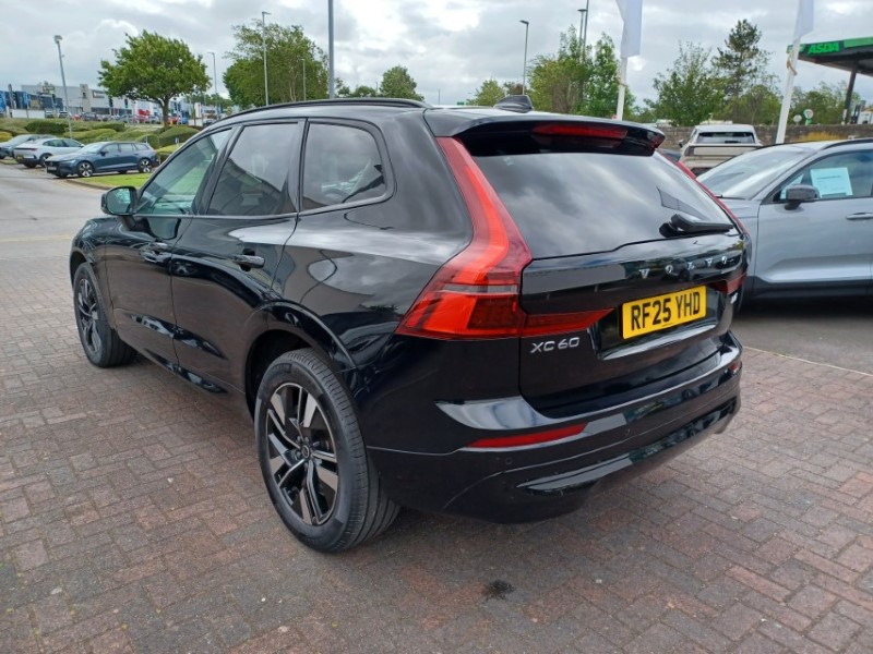 2025 (25) VOLVO XC60 2.0 B5P Core 5dr AWD Geartronic 5449487