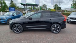2025 (25) VOLVO XC60 2.0 B5P Core 5dr AWD Geartronic 5449491