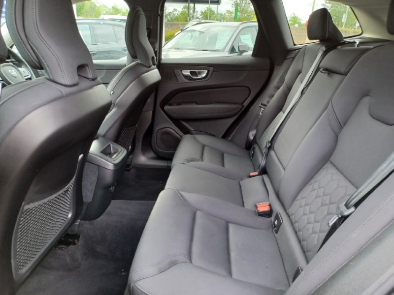 2025 (25) VOLVO XC60 2.0 B5P Core 5dr AWD Geartronic 5449519