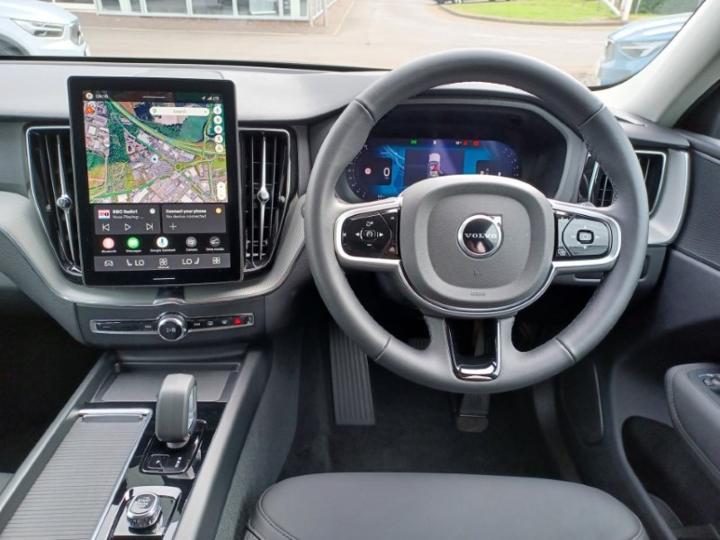 2025 (25) VOLVO XC60 2.0 B5P Core 5dr AWD Geartronic 5449513