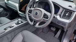 2025 (25) VOLVO XC60 2.0 B5P Core 5dr AWD Geartronic 5449536