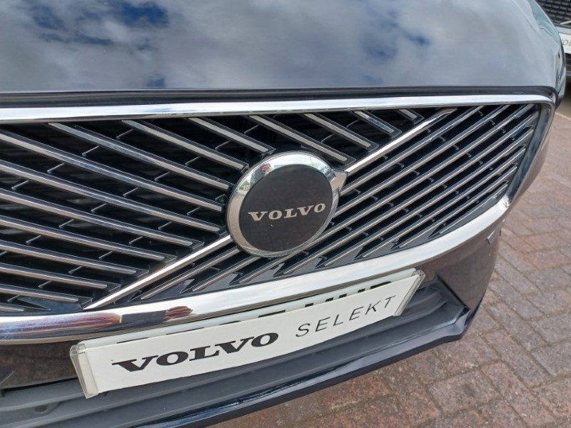 2025 (25) VOLVO XC60 2.0 B5P Core 5dr AWD Geartronic 5449534