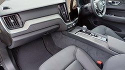 2025 (25) VOLVO XC60 2.0 B5P Core 5dr AWD Geartronic 5449537