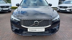 2025 (25) VOLVO XC60 2.0 B5P Core 5dr AWD Geartronic 5449485