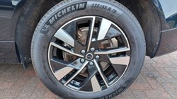 2025 (25) VOLVO XC60 2.0 B5P Core 5dr AWD Geartronic 5449526