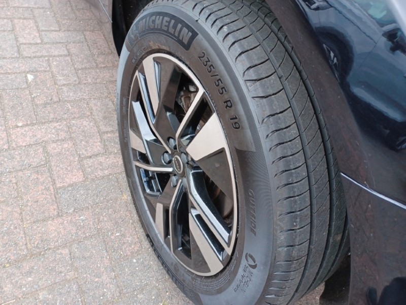 2025 (25) VOLVO XC60 2.0 B5P Core 5dr AWD Geartronic 5449529