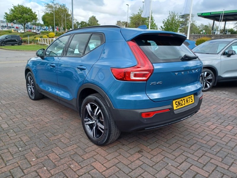 2023 (23) VOLVO XC40 2.0 B3P Plus Dark 5dr Auto 5428646