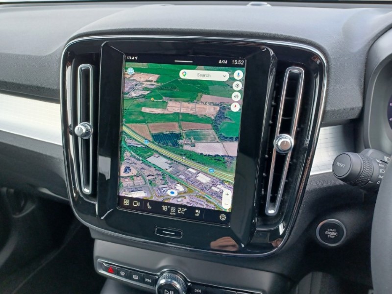 2023 (23) VOLVO XC40 2.0 B3P Plus Dark 5dr Auto 5428660