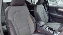 2023 (23) VOLVO XC40 2.0 B3P Plus Dark 5dr Auto 5428672