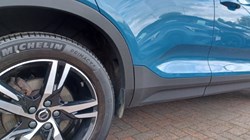2023 (23) VOLVO XC40 2.0 B3P Plus Dark 5dr Auto 5428753