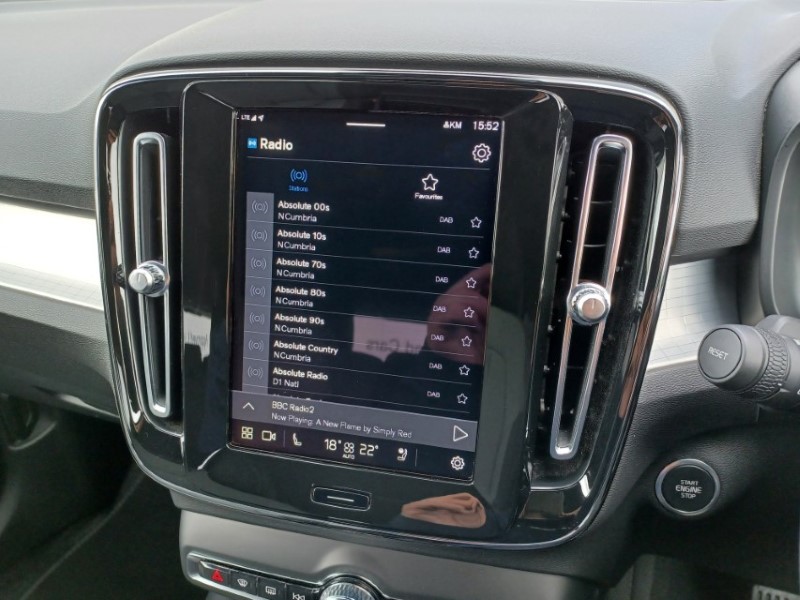 2023 (23) VOLVO XC40 2.0 B3P Plus Dark 5dr Auto 5428664