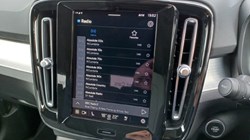 2023 (23) VOLVO XC40 2.0 B3P Plus Dark 5dr Auto 5428664