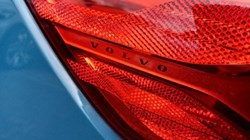 2023 (23) VOLVO XC40 2.0 B3P Plus Dark 5dr Auto 5428692
