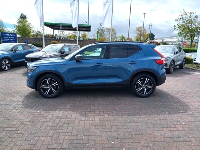 2024 (73) VOLVO XC40 2.0 B3P Plus Dark 5dr Auto 5429888
