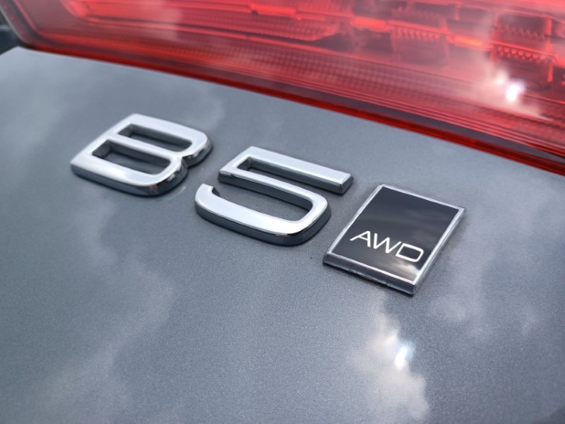 2023 (73) VOLVO XC60 2.0 B5P Core 5dr AWD Geartronic 5513727