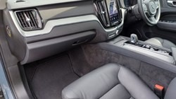 2023 (73) VOLVO XC60 2.0 B5P Core 5dr AWD Geartronic 5513719