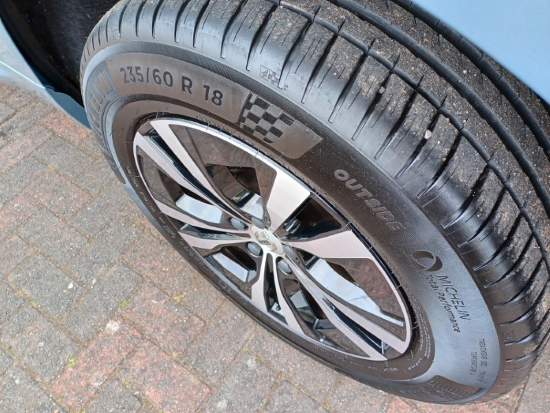 2023 (73) VOLVO XC60 2.0 B5P Core 5dr AWD Geartronic 5513734