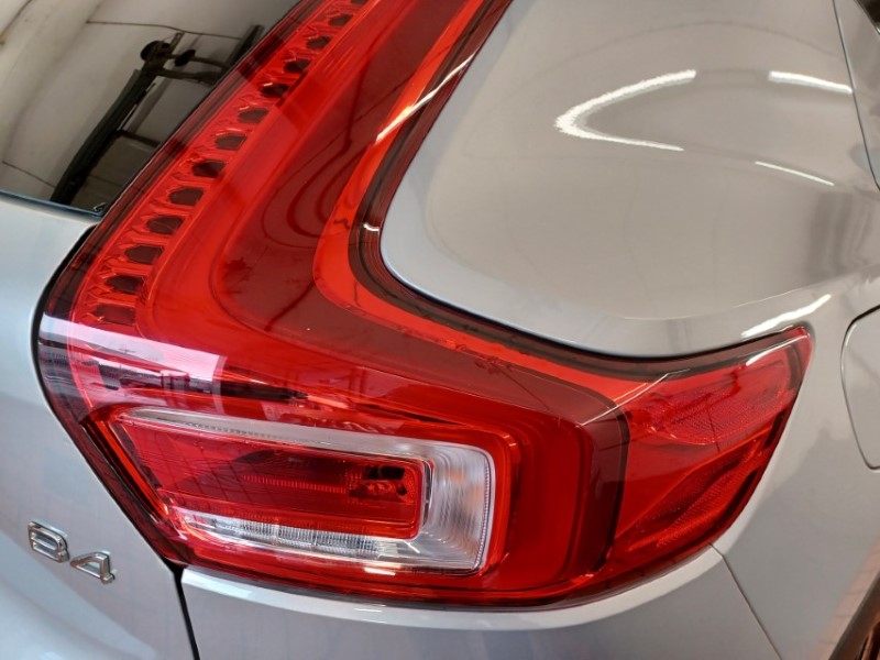 2024 (73) VOLVO XC40 2.0 B4P Ultimate Dark 5dr Auto 5454359