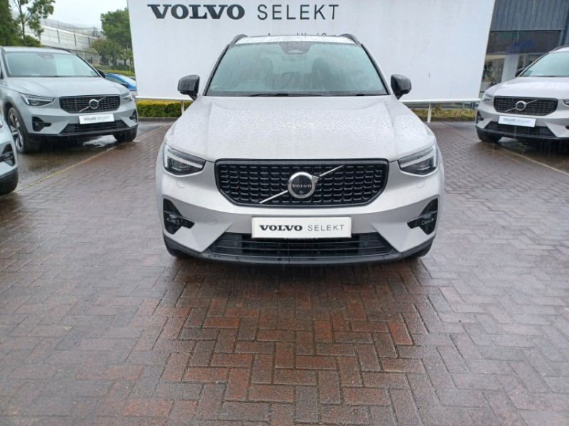 2024 (73) VOLVO XC40 2.0 B4P Ultimate Dark 5dr Auto 5454306