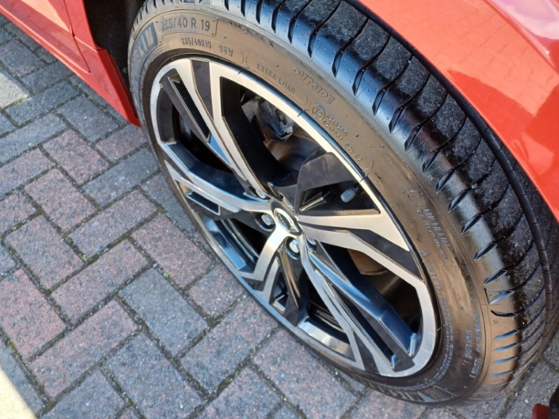 2025 (25) VOLVO V60 2.0 B4P Plus Dark 5dr Auto [7 speed] 5518433