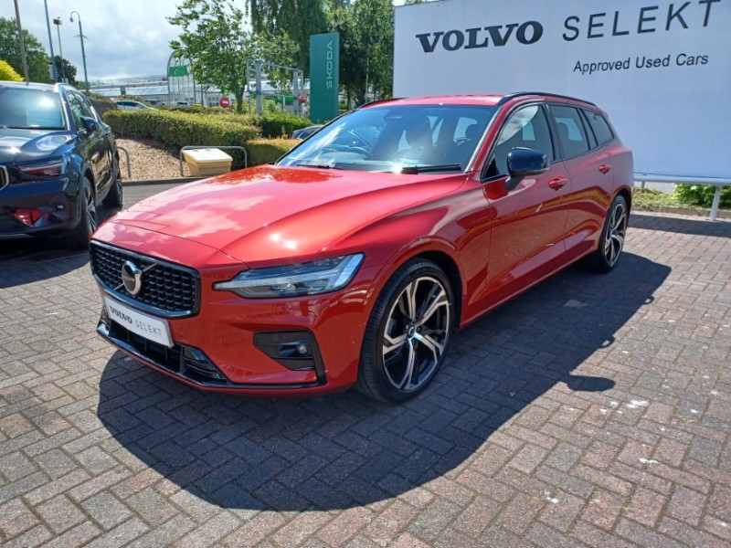 2025 (25) VOLVO V60 2.0 B4P Plus Dark 5dr Auto [7 speed] 5518389