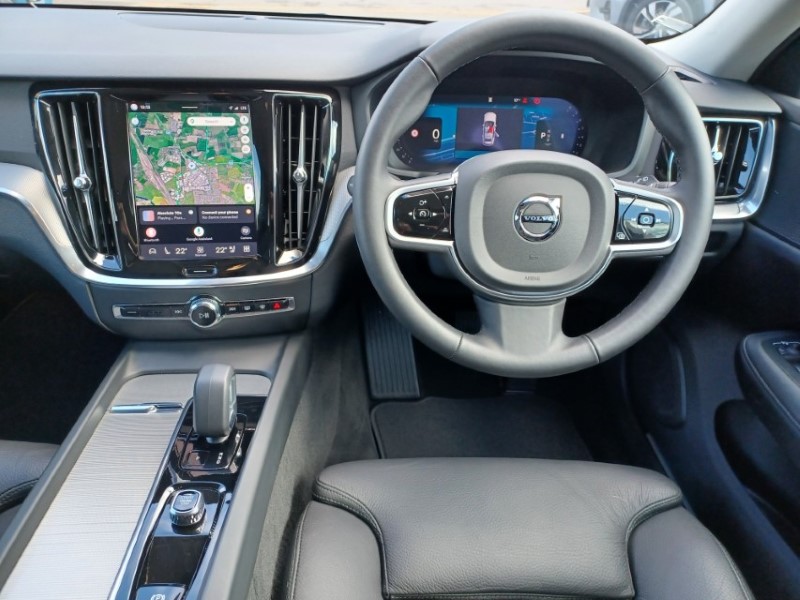 2025 (25) VOLVO V60 2.0 B4P Plus Dark 5dr Auto [7 speed] 5518418