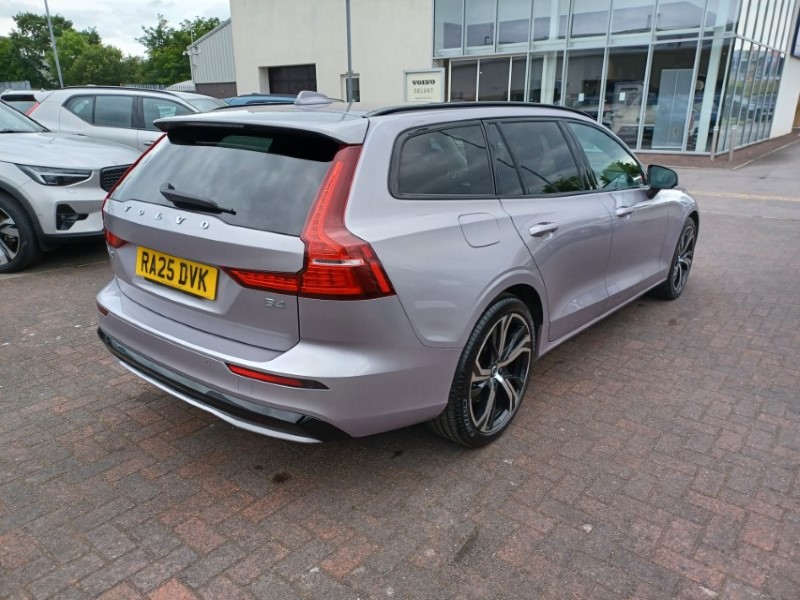2025 (25) VOLVO V60 2.0 B4P Plus Dark 5dr Auto [7 speed] 5515135
