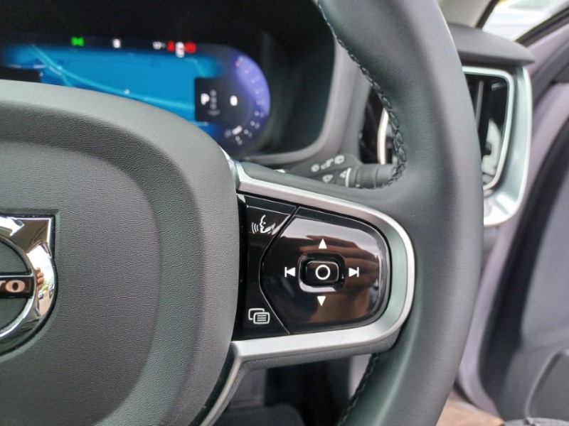 2025 (25) VOLVO V60 2.0 B4P Plus Dark 5dr Auto [7 speed] 5515151