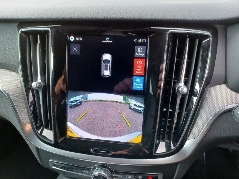 2025 (25) VOLVO V60 2.0 B4P Plus Dark 5dr Auto [7 speed] 5515149