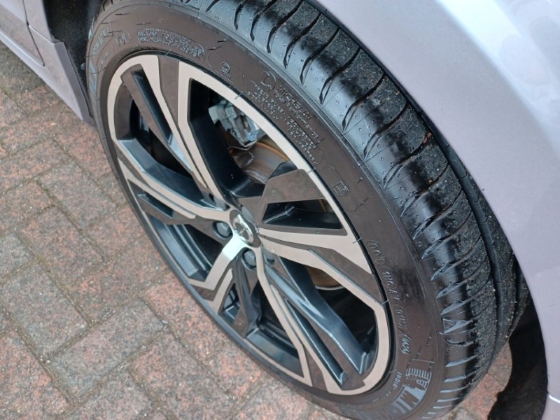 2025 (25) VOLVO V60 2.0 B4P Plus Dark 5dr Auto [7 speed] 5515233